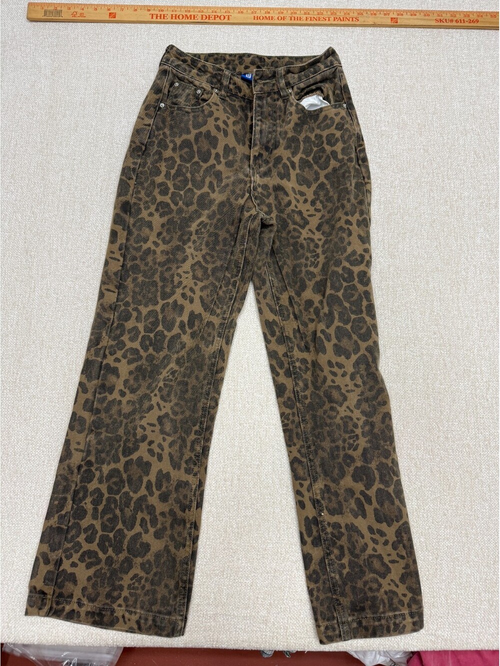 Aelfric Eden Womens Size 25 Brown Leopard Cheetah Print Denim Jeans Straight Leg